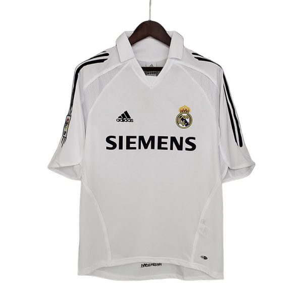 Real Madrid 05/06 retro home shirt