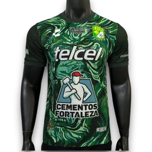 Club León 26/27 home shirt