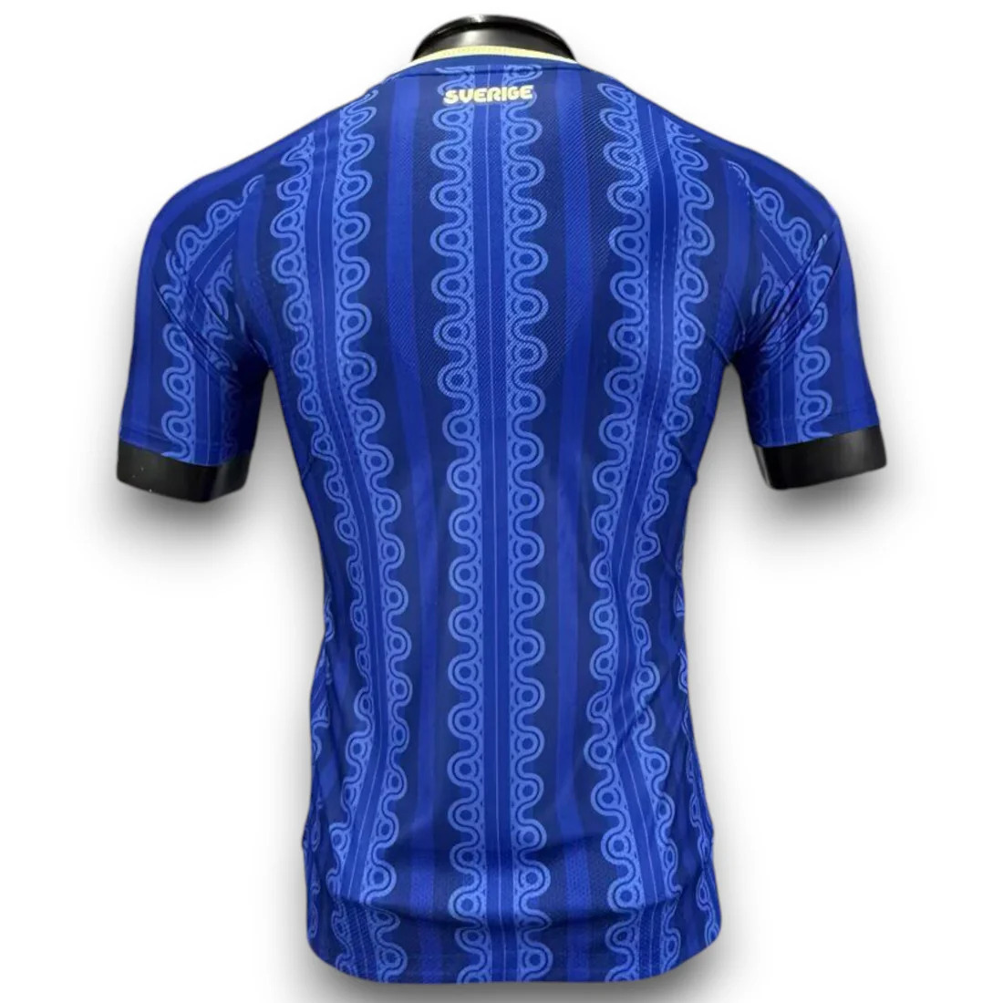 Sweden 26/27 away shirt, image 2